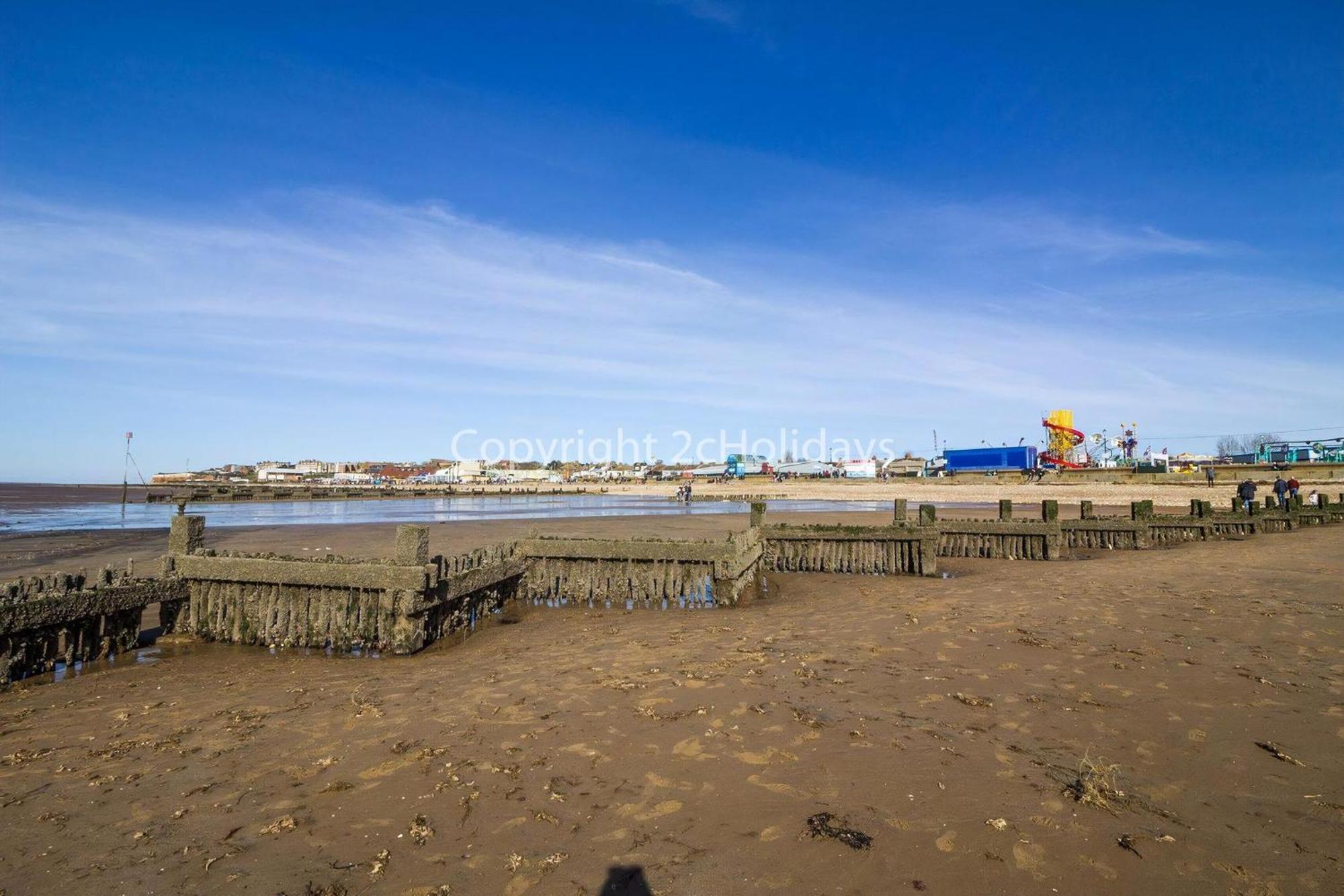 Caravan With Decking At Manor Park In Hunstanton, Sleeps 6 Ref 23045B Exterior photo